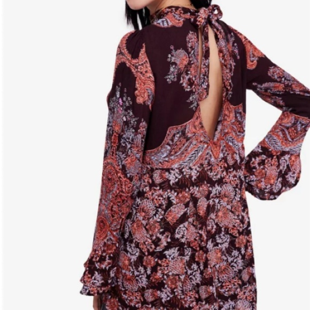 Free People NWT High Neck Cut Out Long Sleeve Tunic Top Maroon Red Med OB834537 - Picture 2 of 13